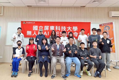 01.營隊師生合影