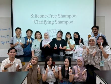 01、藉由國事處規劃的兩場專業體驗課程，讓「連結新南向菁英培育專班」的學員理解臺灣從食品製造到生技應用的多元面向與實務操作