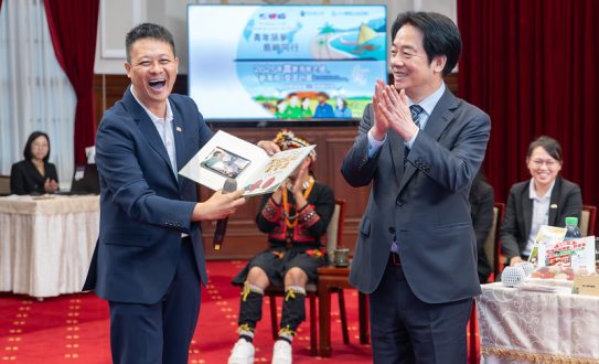 張佳宏