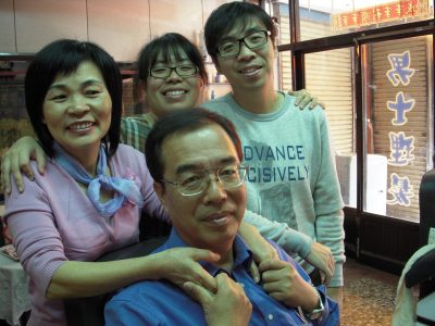 彭宏盛校友全家福 彭宏盛校友全家福