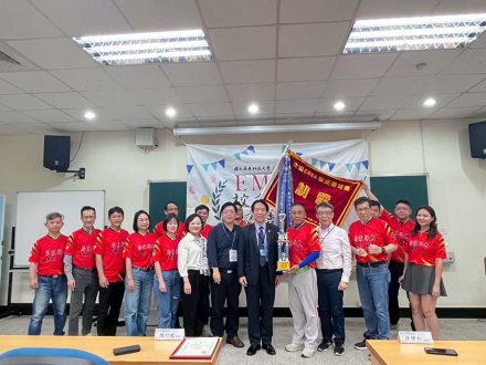 期盼-EMBA-壘球隊持續在各大賽事中再創佳績，為屏科大帶來更多榮耀