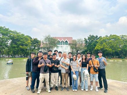 物機電工程系12位師生近日赴泰國農業大學（Kasetsart-University）參與SciKU國際營隊